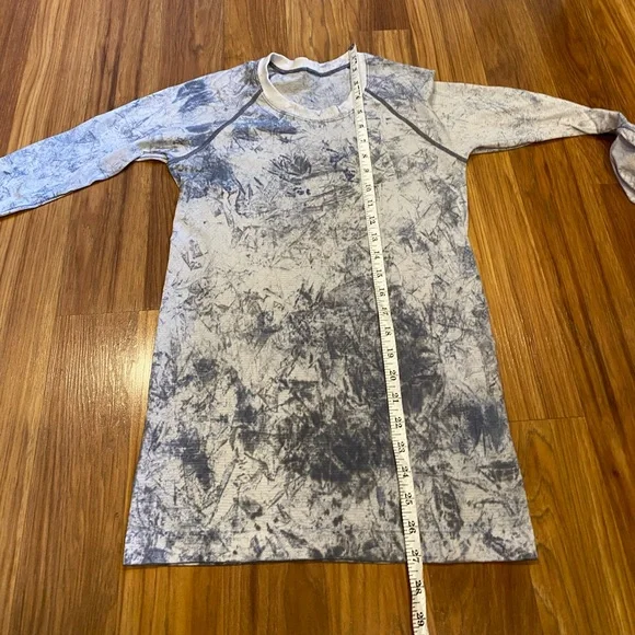 NEW LULULEMON SWIFTLY TECH TIE DYE LONGSLEEVEđź’™ - Picture 8 of 14